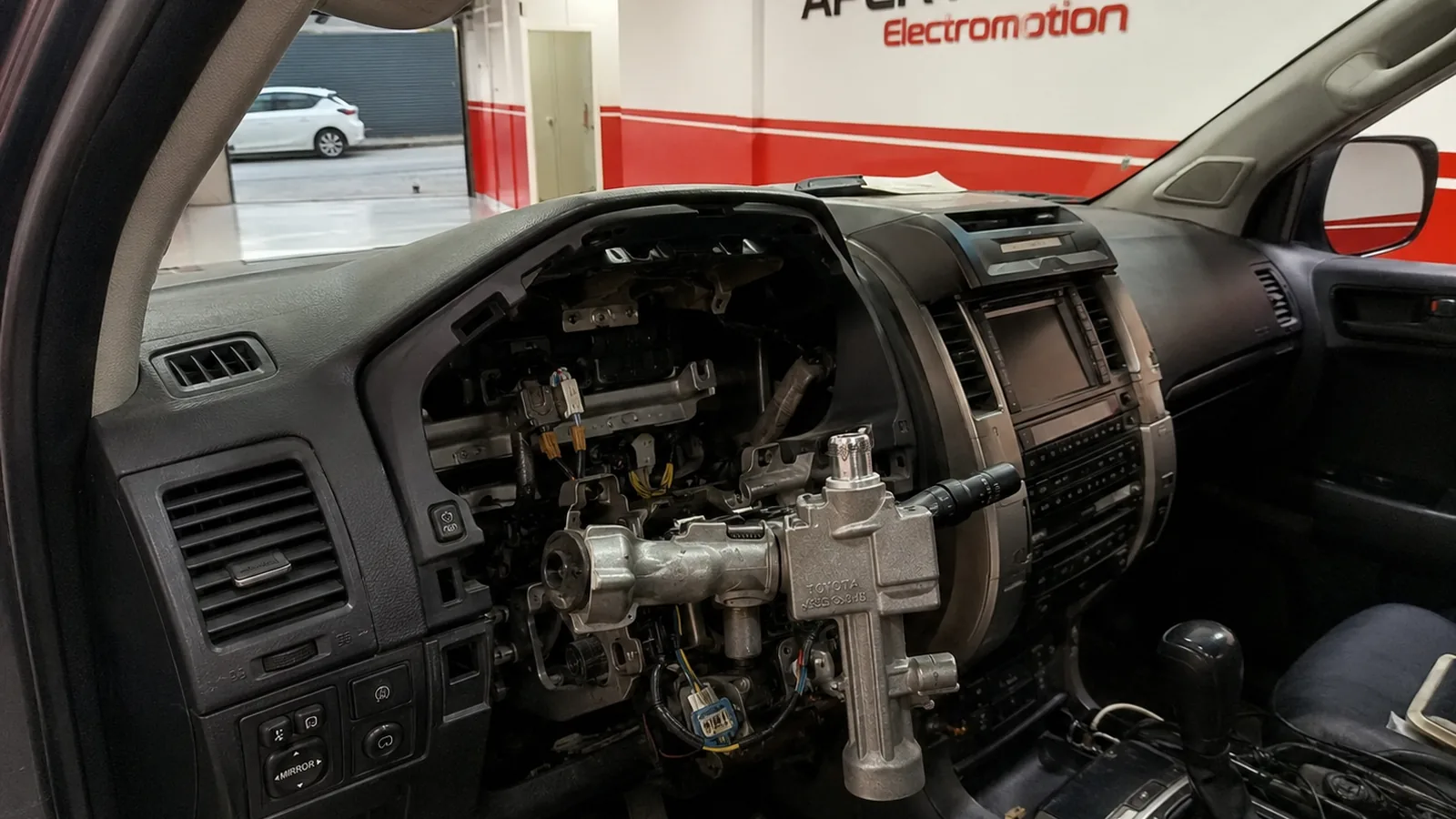 Diagnóstico técnico del sistema de arranque Land Cruiser en Aracena